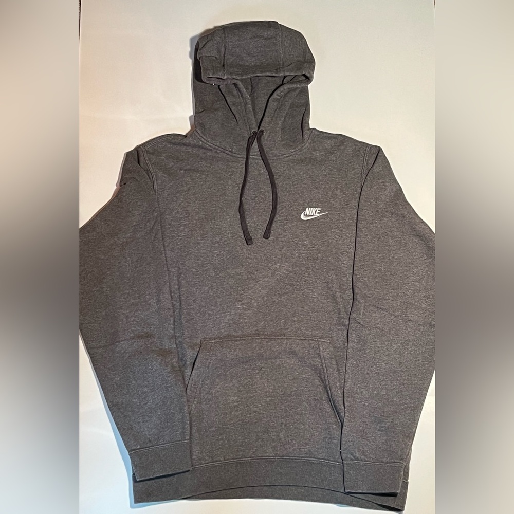 Nike Sportswear Club Fleece Pullover Hoodie